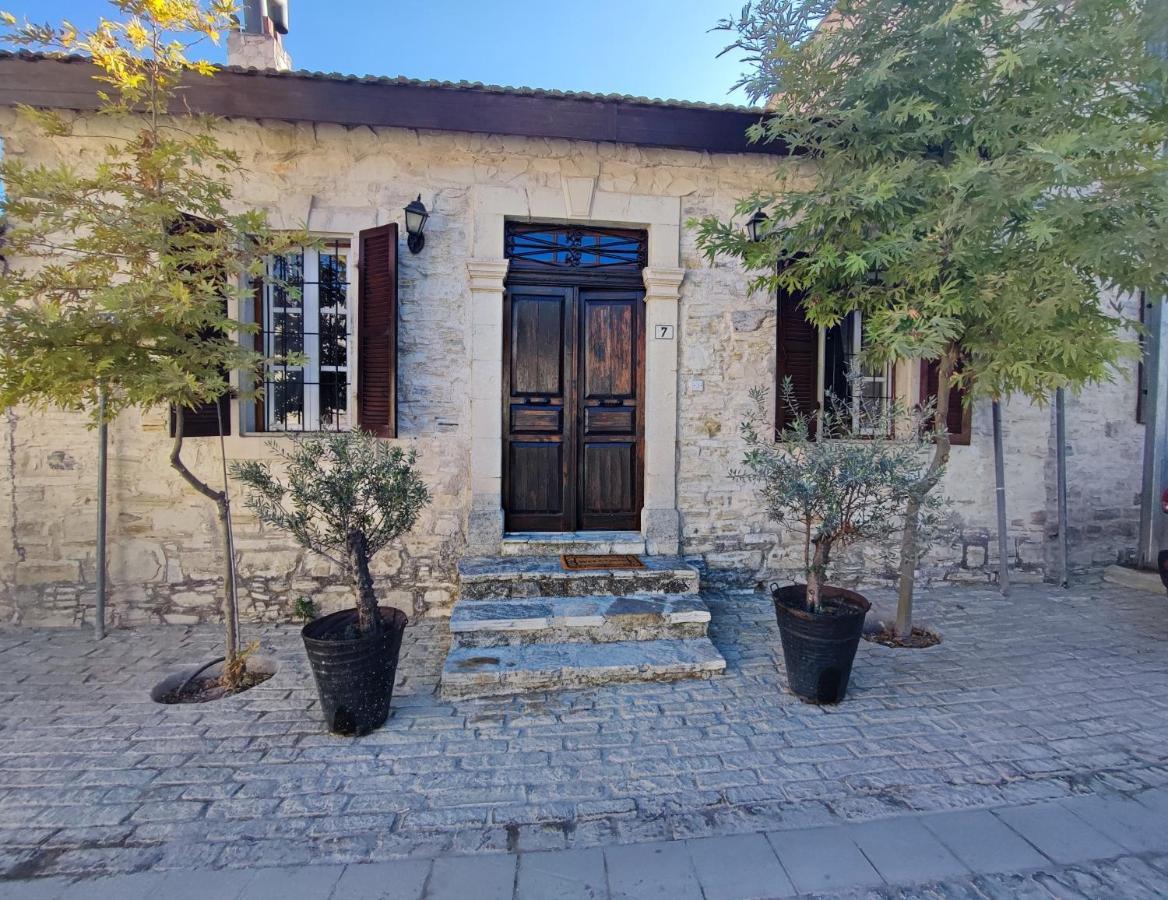 בית הארחה Panayia 	Liakoto מראה חיצוני תמונה